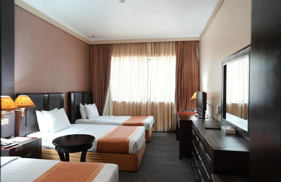 Knight Armour Hotel-1
