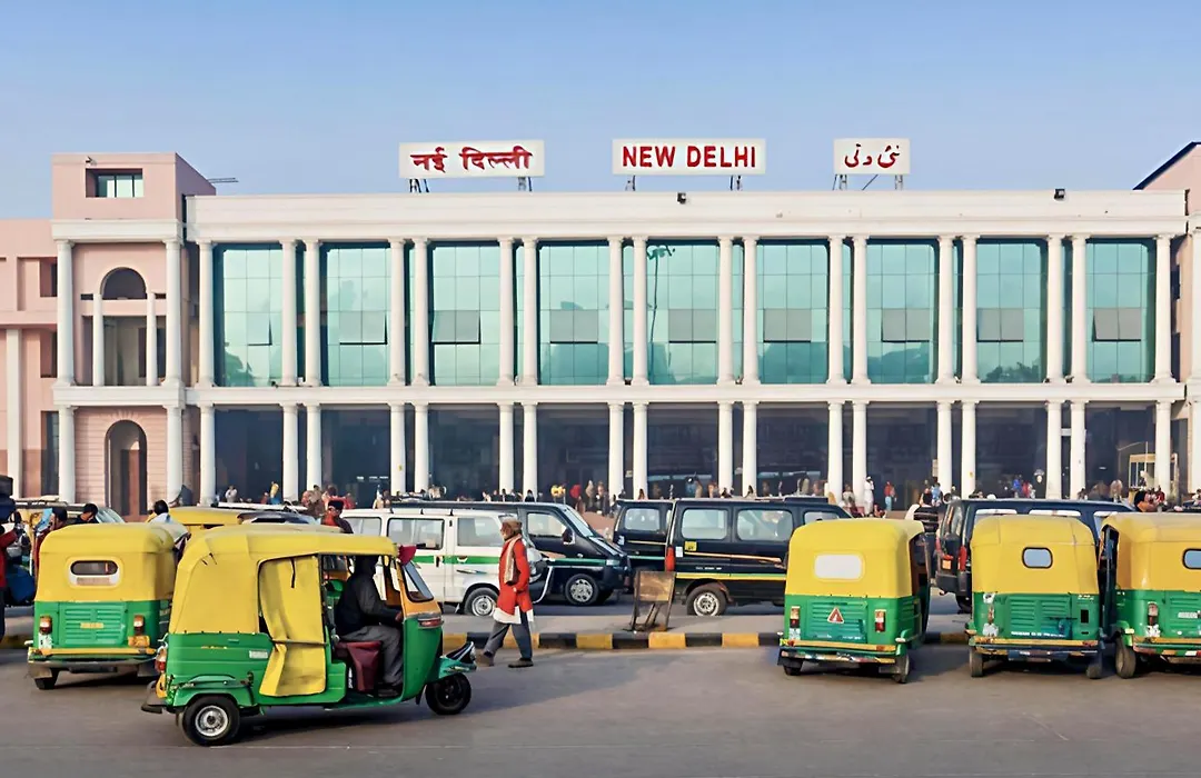 Hotel Fortuner -3 Minutes Walk From Karol Bagh Metro Station-1