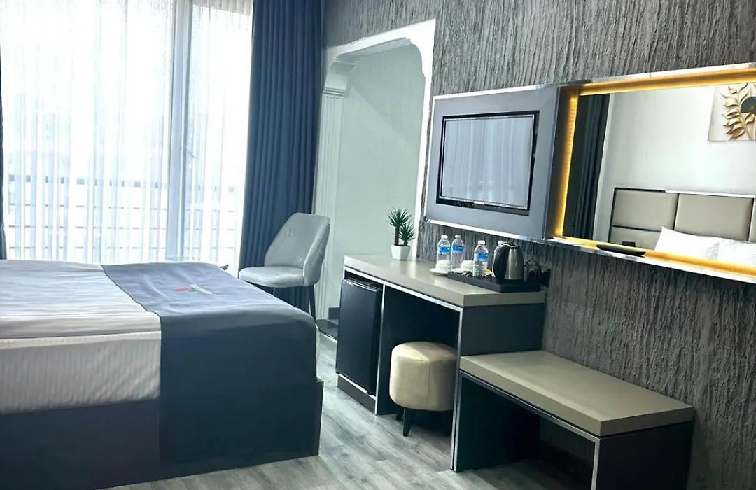Meyzi Hotel-1