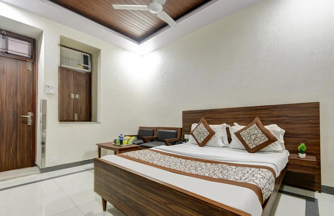 Hotel New Royal Just Near Old Delhi Railway Station And Red Fort-1