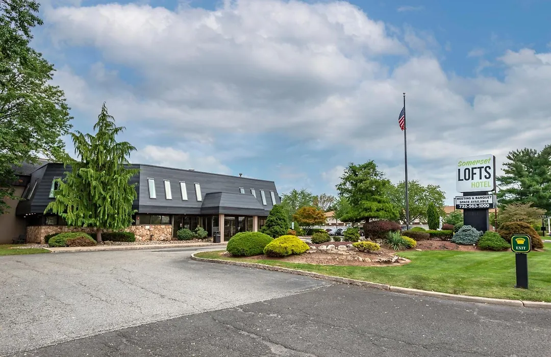 Amwell Suites-1
