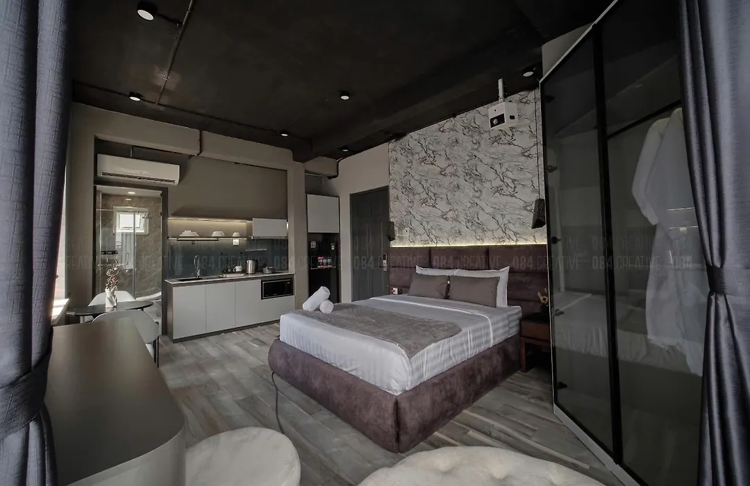 Simmi Signature Hotel & Apartment-1