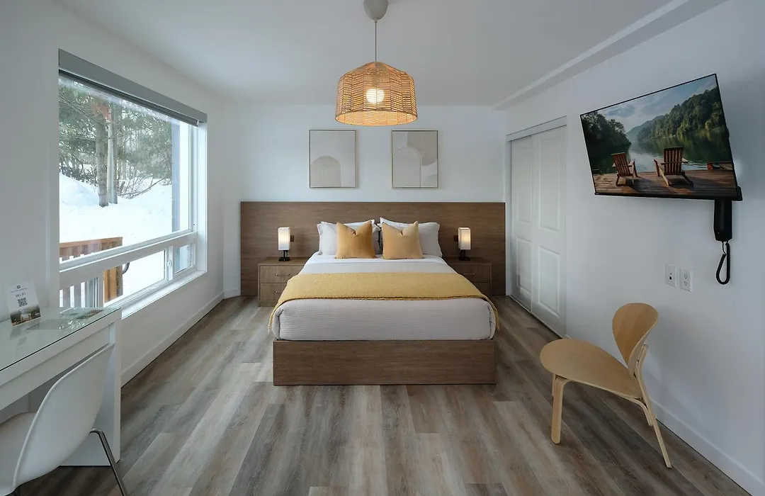 Stay Inn Muskoka-1