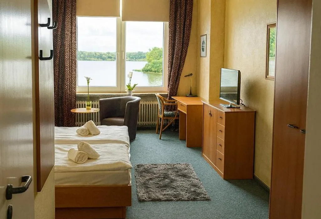 See Schlosshotel am Kellersee-1
