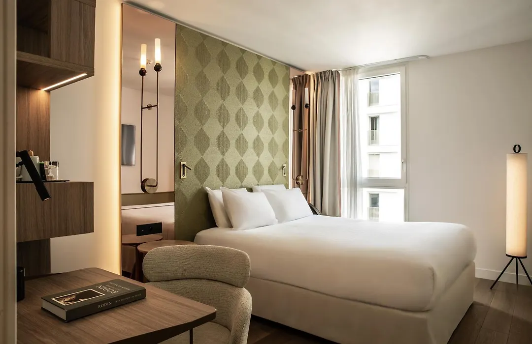 Hôtel Kyriad Prestige Paris Asnieres-1