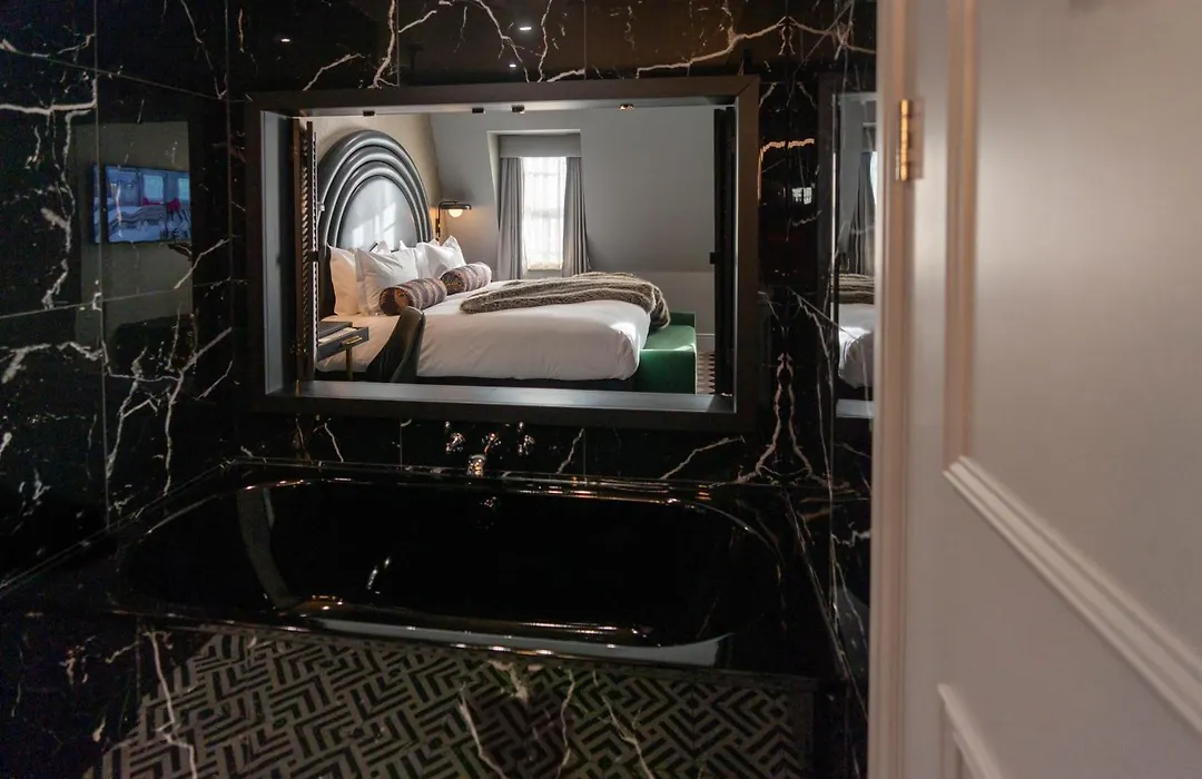 Hotel Gotham Newcastle-1