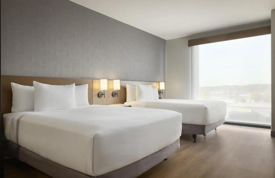 Hyatt Place Windsor-1