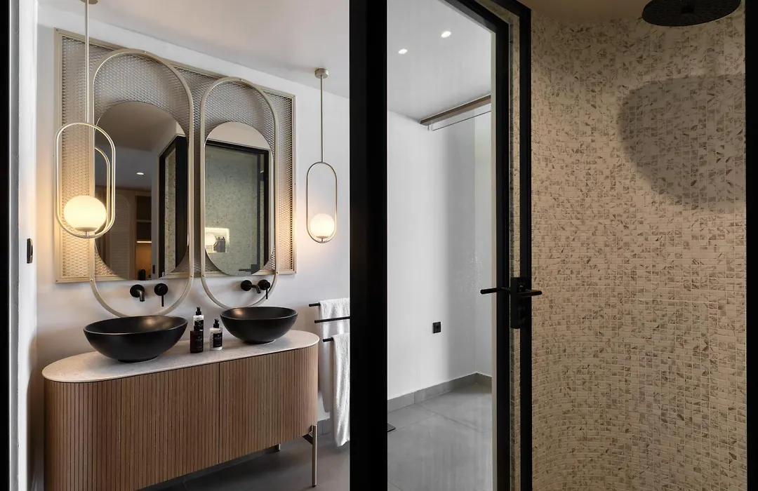 Castello Boutique Suites By The Sea - Adults Only-1