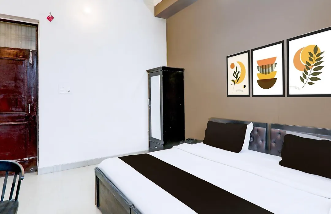 Hotel O Iidm Eco Centre-1