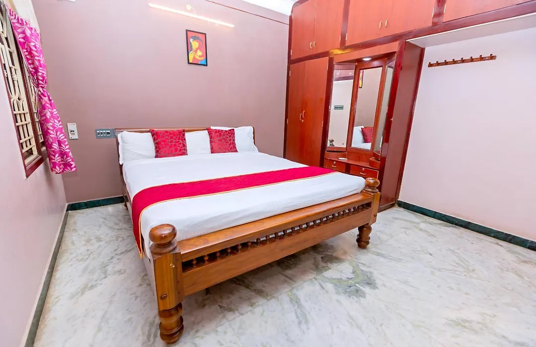 Sri Balaji Villas Pondicherry With Car Parking-1
