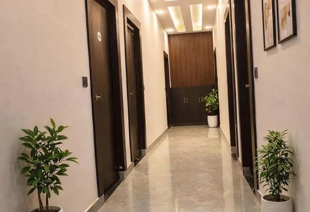 Lime Tree Hotel And Banquet Vrindavan-1