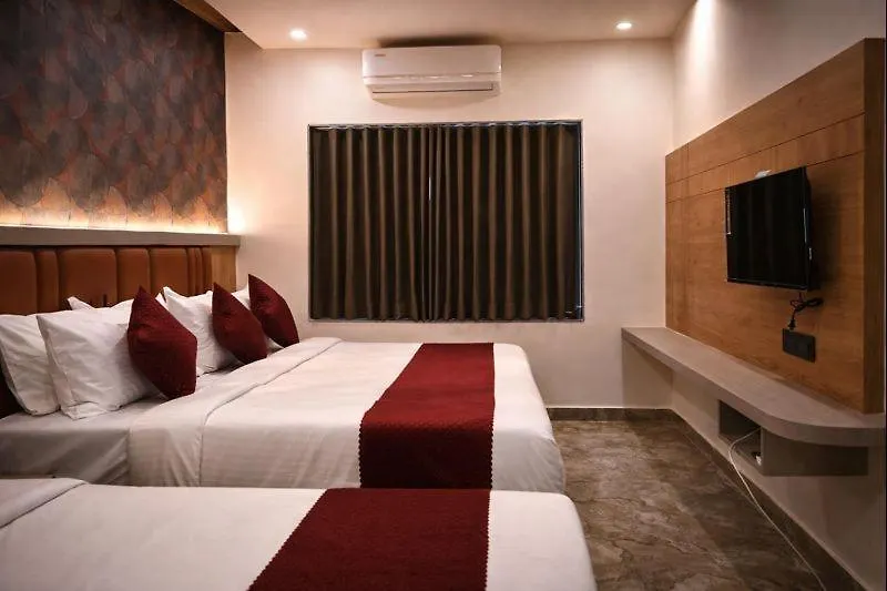 The Sky Comfort Hotel Mahi-1