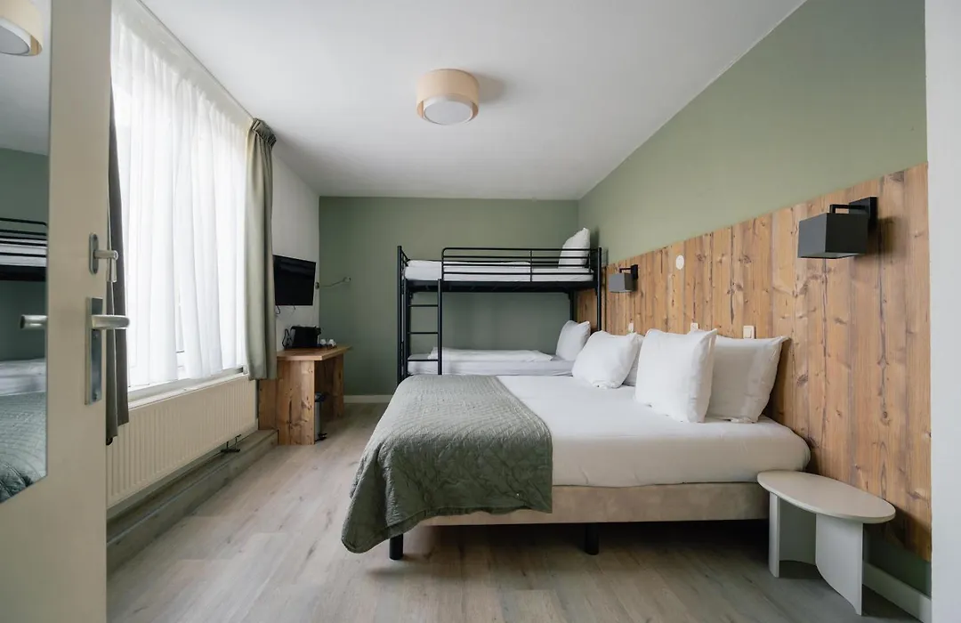 Hotel Emilia-1