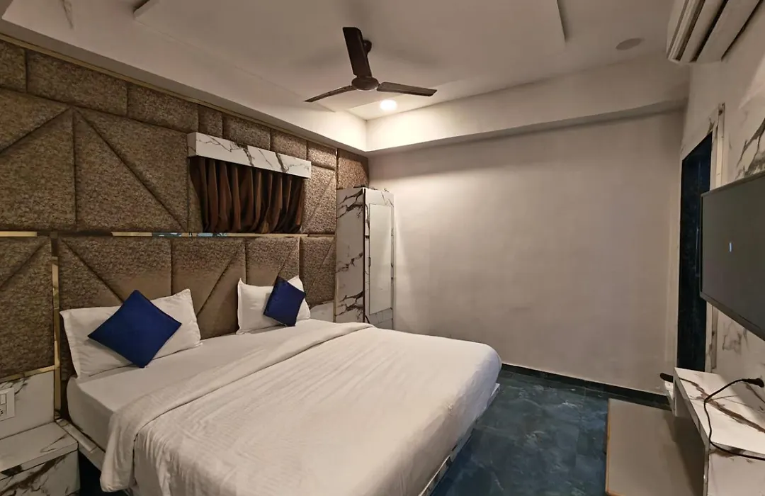 Hotel Karnavati Motera Ahmedabad-1