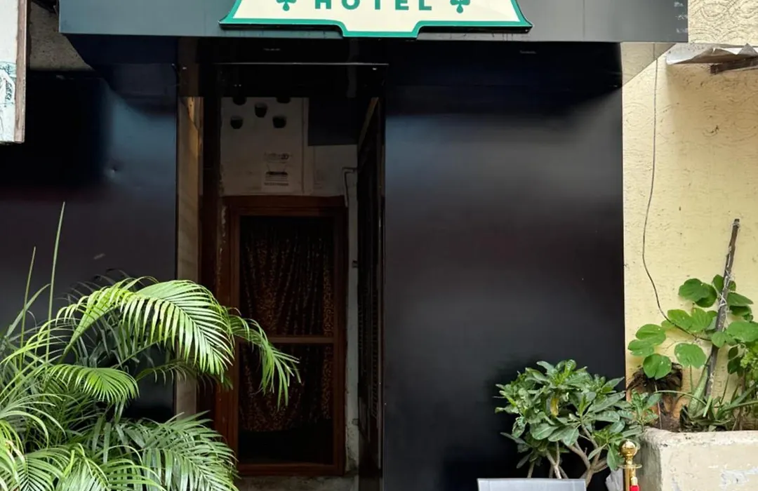 Palm Breeze Hotel - Colaba-1