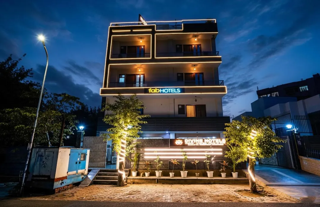 Divine Hotels & Banquets-1