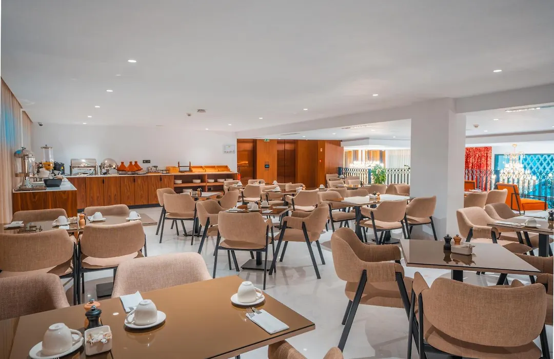 BRĂAT Hôtel-1
