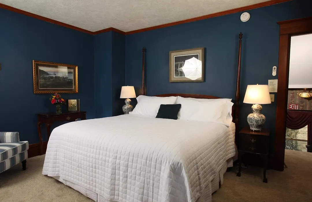 Inn Of Saugatuck-1