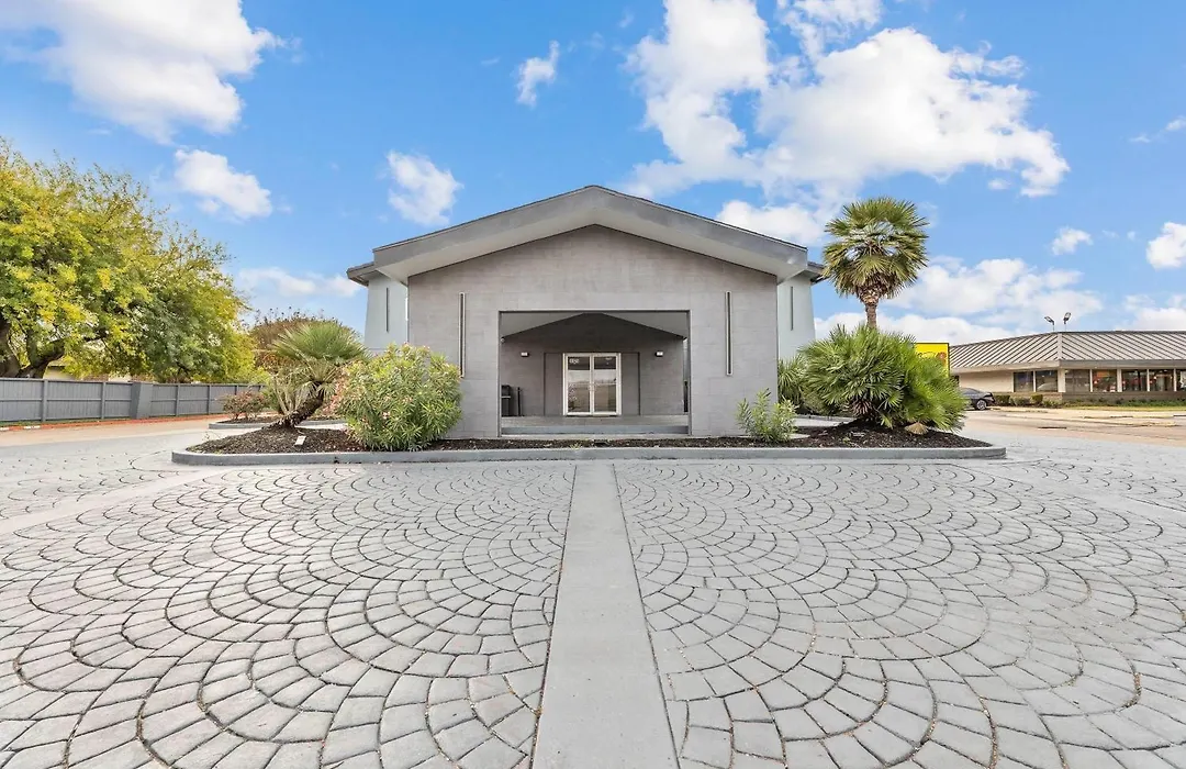 Super 8 By Wyndham Texas City - Galveston Area-1