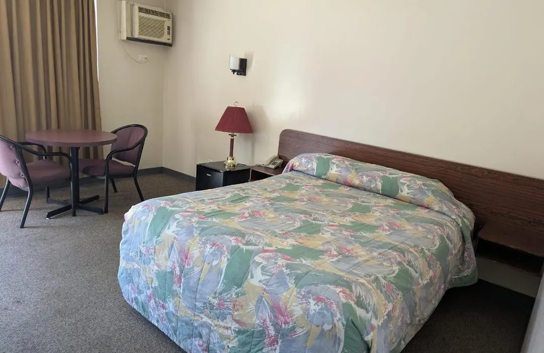 Algonquin Motor Lodge-1