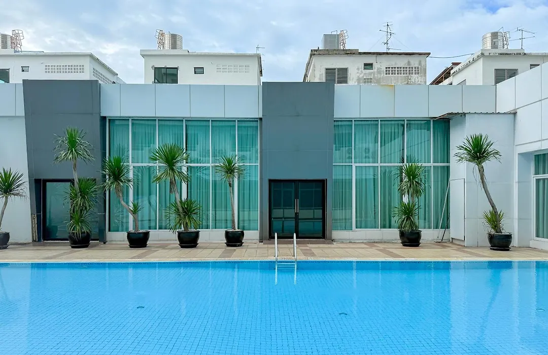 Avana Bangkok Hotel & Convention Centre-1