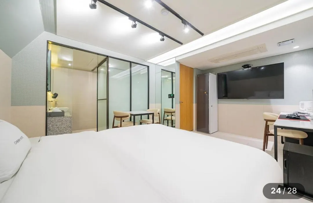 Hotel Cherry-1