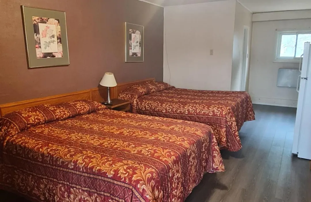 Skyways Motel-1