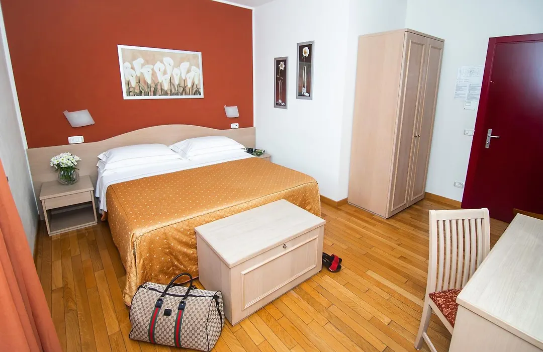 Hotel La Colonna-1