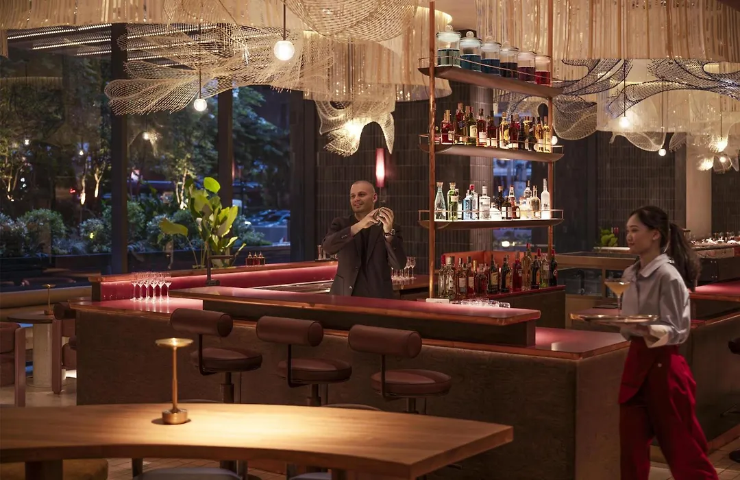 Kromo Bangkok, Curio Collection By Hilton-1