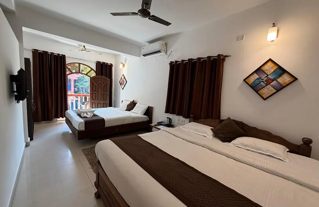 The Aura Rooms, Calangute-1