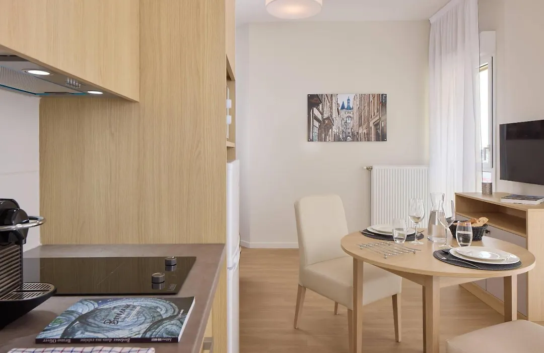 Quality Aparthotel Bordeaux Saint-Jean-1