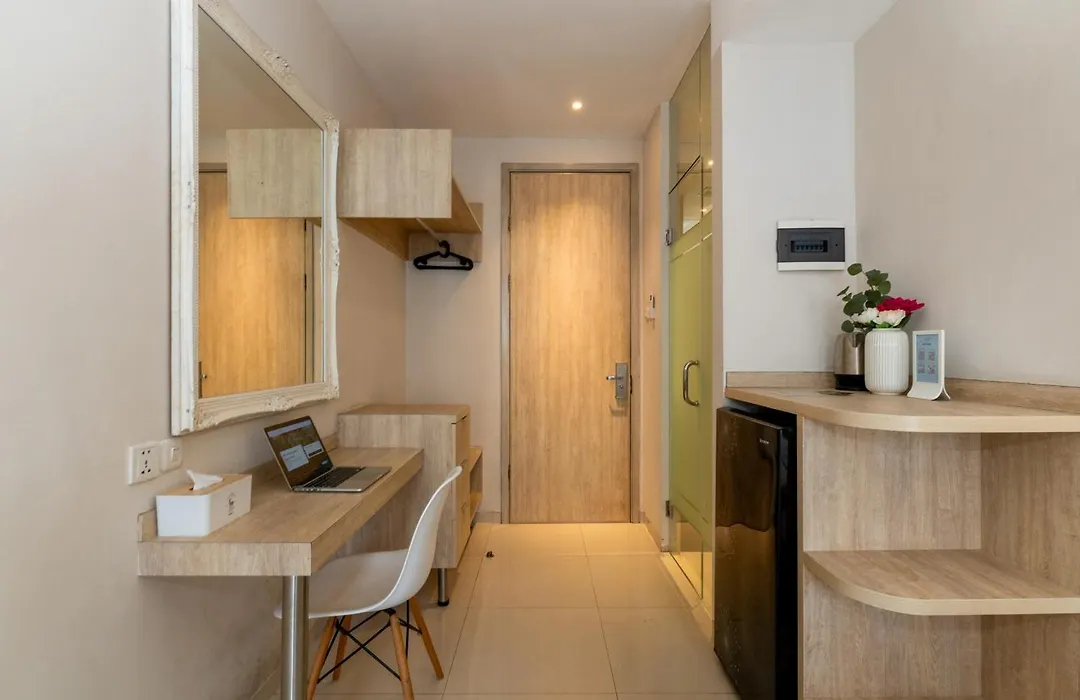 Bali Bustle Pararaton Coliving And Coworking Space-1