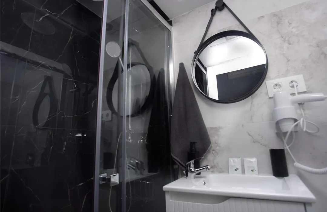 Atocha Rooms-1