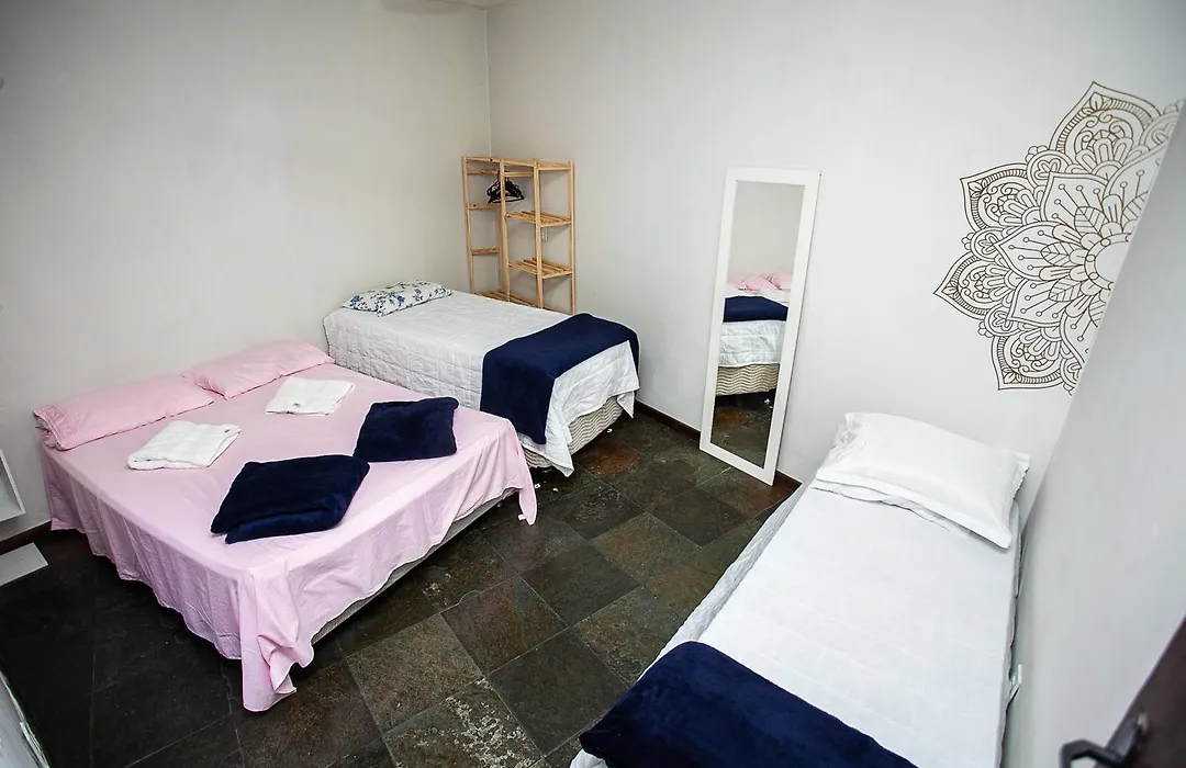 Espaço Sideral - Quartos com ar-condicionado, 5min Estádio Maracanã, 8min UERJ, shopping, 12min metrô, wi-fi 300mbp, ampla área comum com cozinha - prático e confortável-1