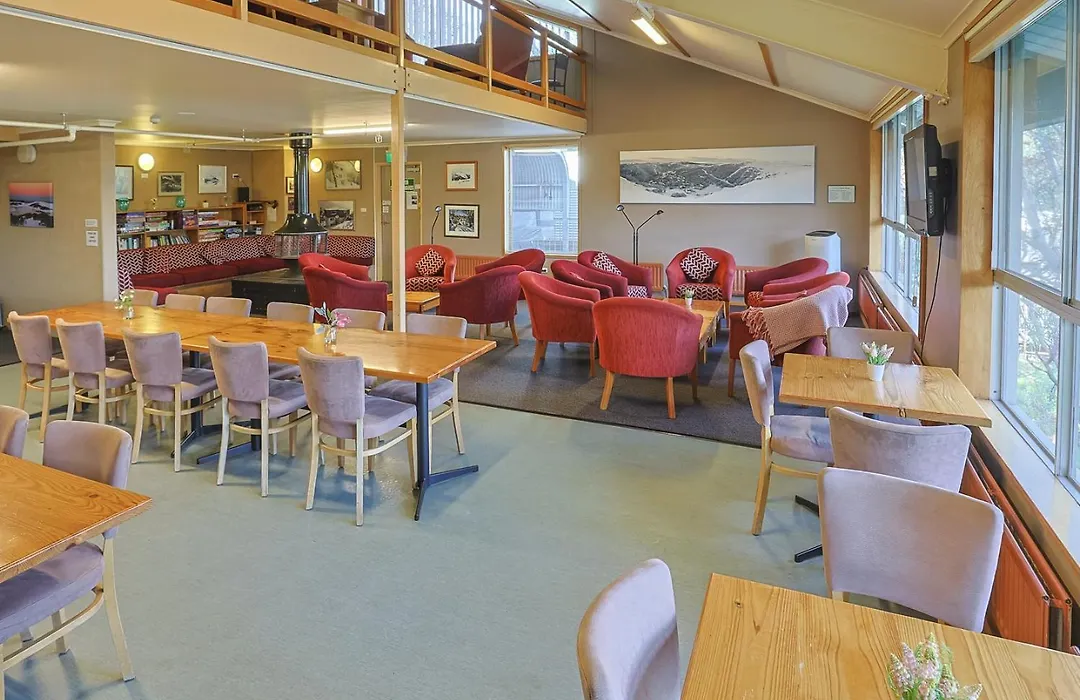 Schuss Alpine Club, Falls Creek-1