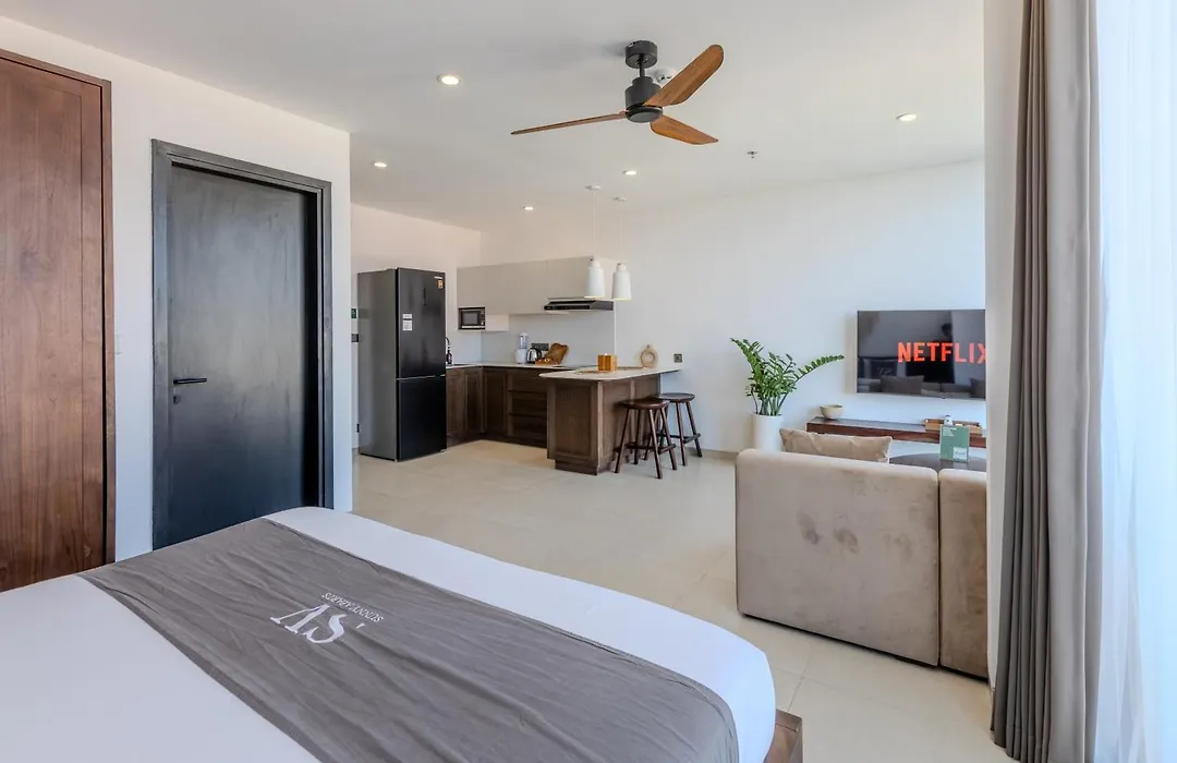 Sunny Aparts 2 - Apartment At Berawa, Canggu-1