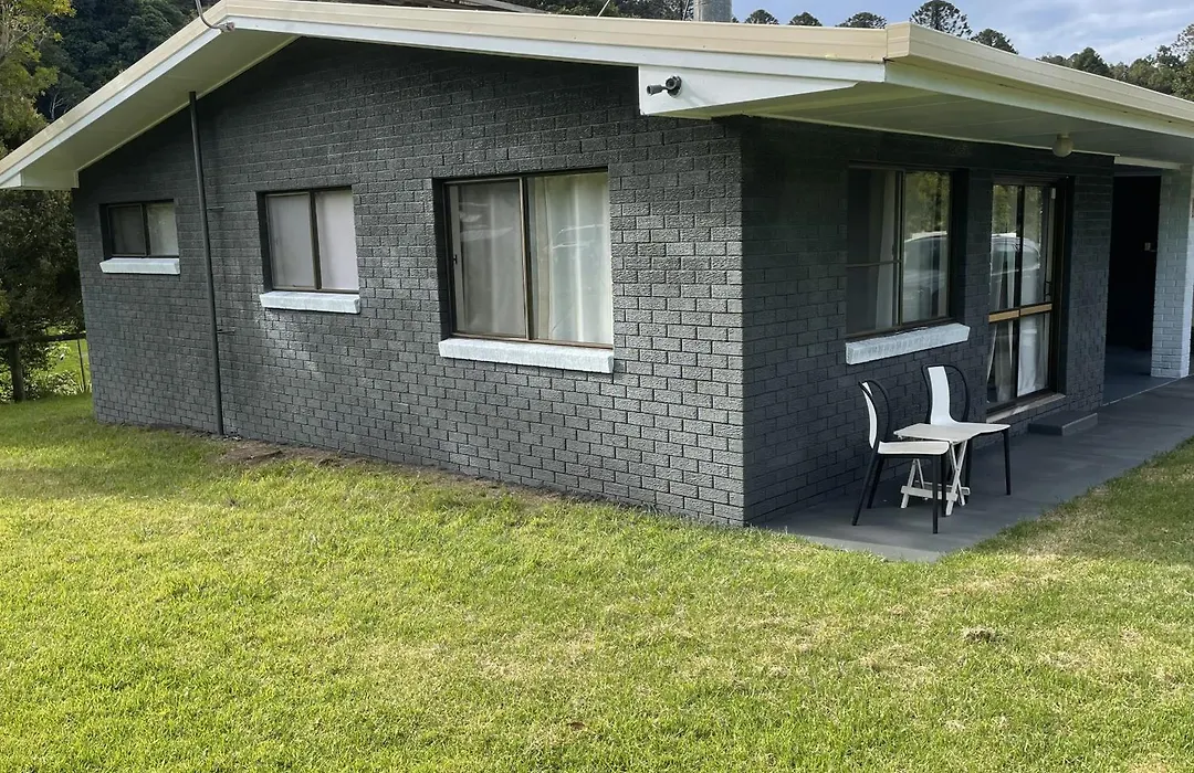 Bunya Mountains Tavern-1