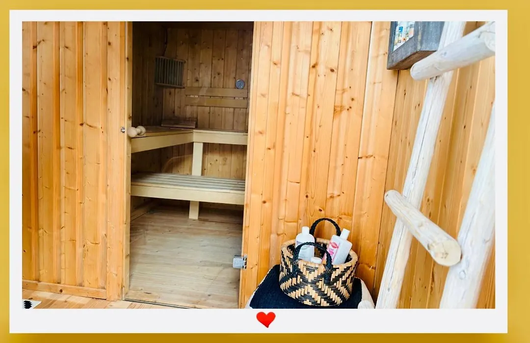 Berghupferl-Alm - do legst di nieda-1