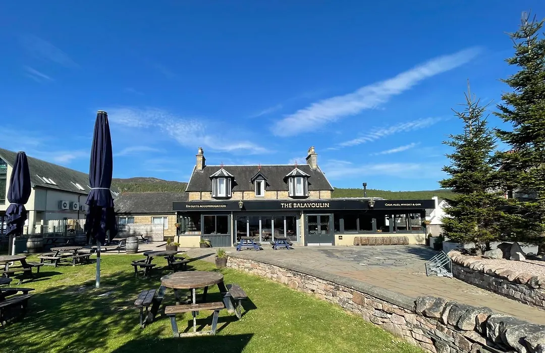 The Balavoulin - Pub With Rooms-1