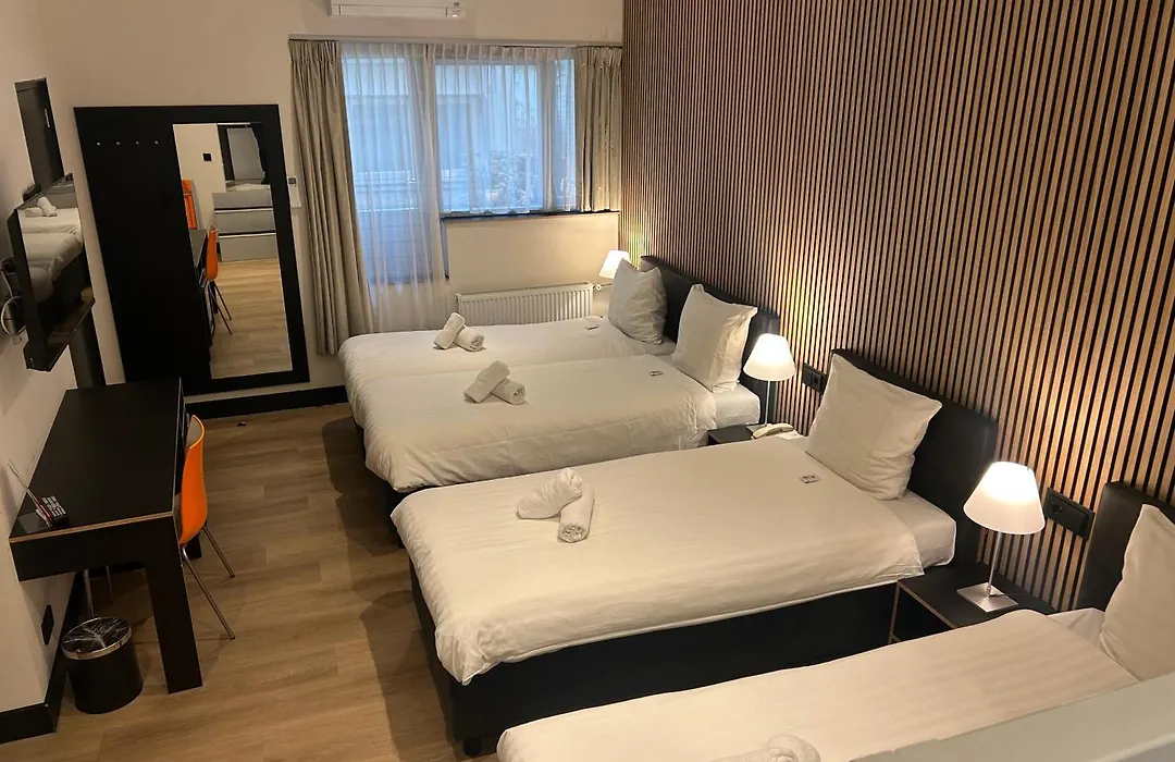 Multatuli Hotel-1