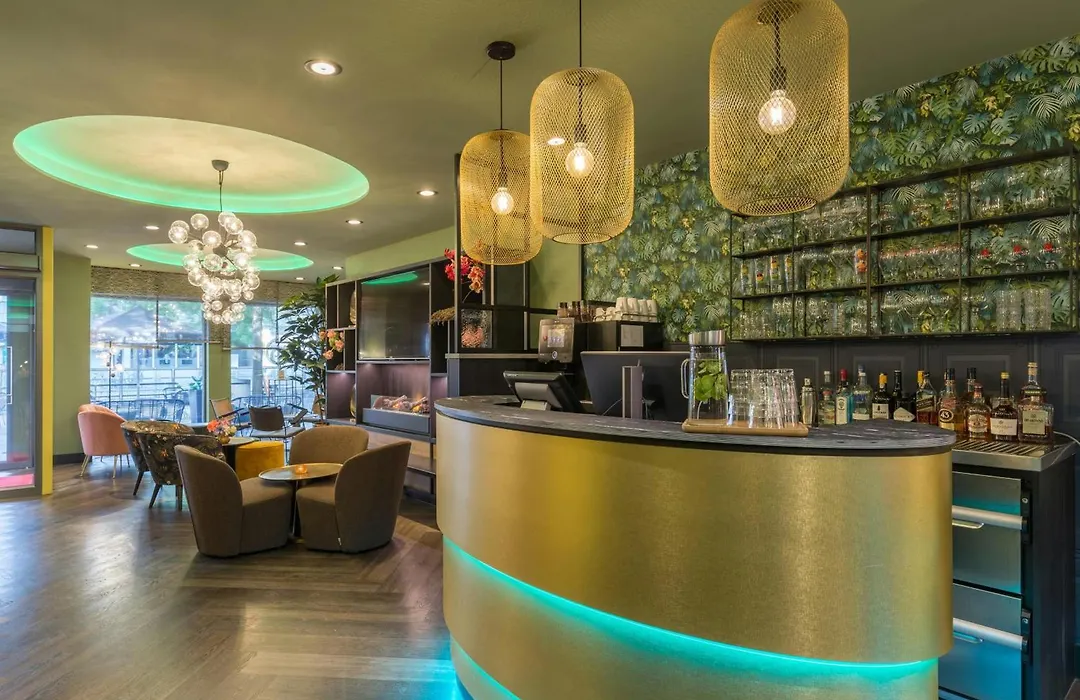 Leonardo Hotel Antwerpen-1