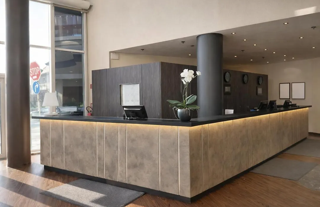 Hotel Dresden Neustadt-1