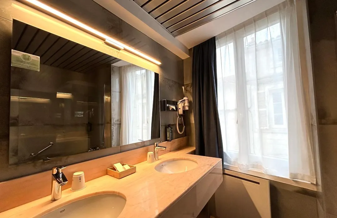 Hôtel Le Yachtman-1