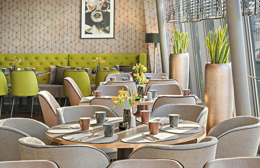 Leonardo Hotel Esslingen-1