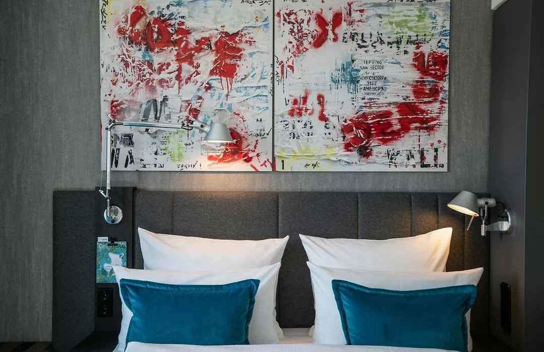 Motel One Berlin-Mitte-1