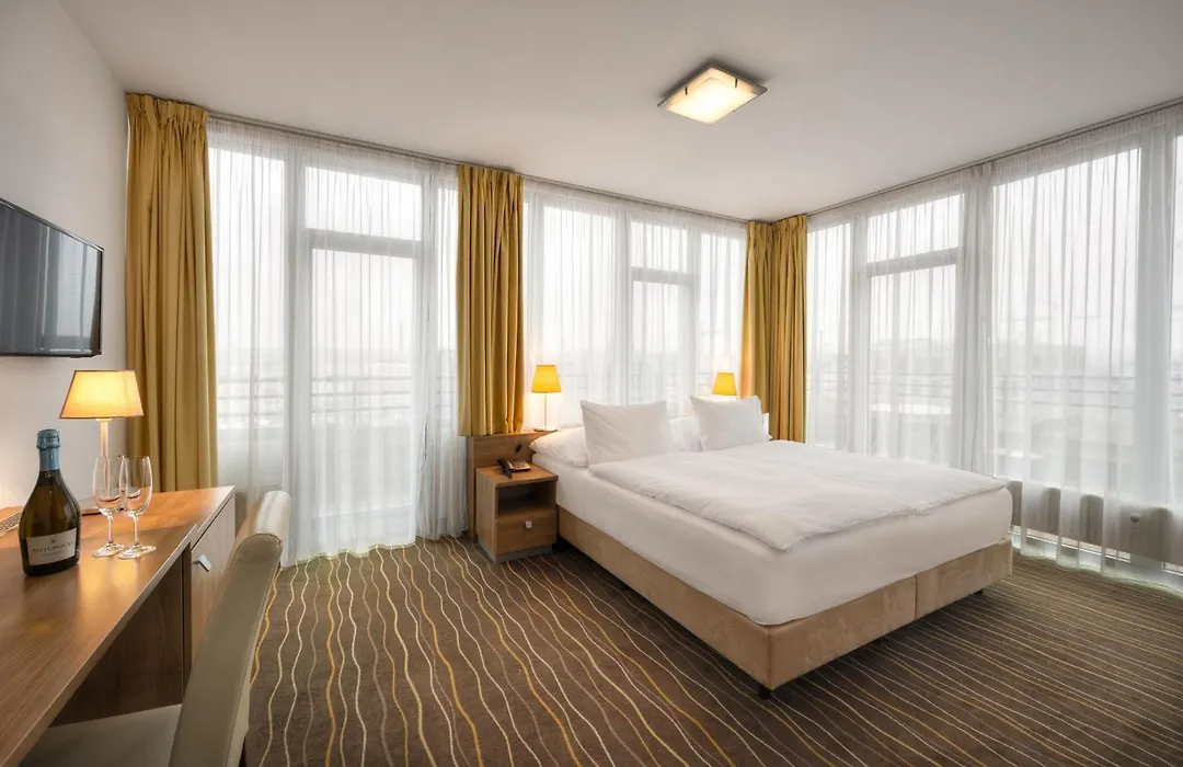 Akcent Hotel-1