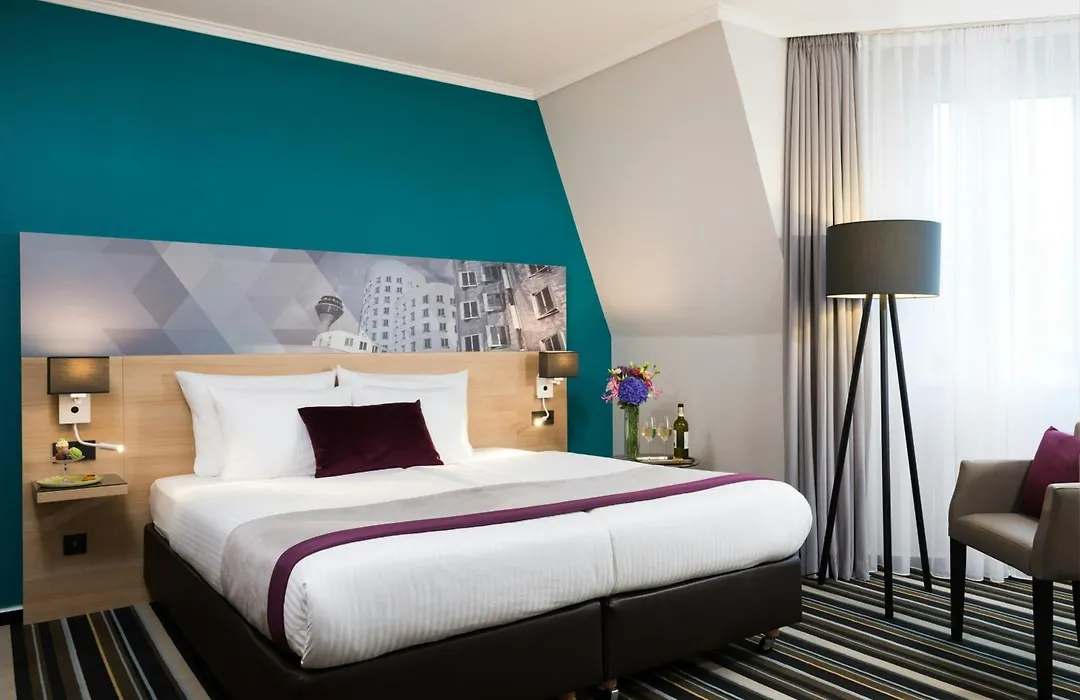 Leonardo Hotel Düsseldorf City Center-1