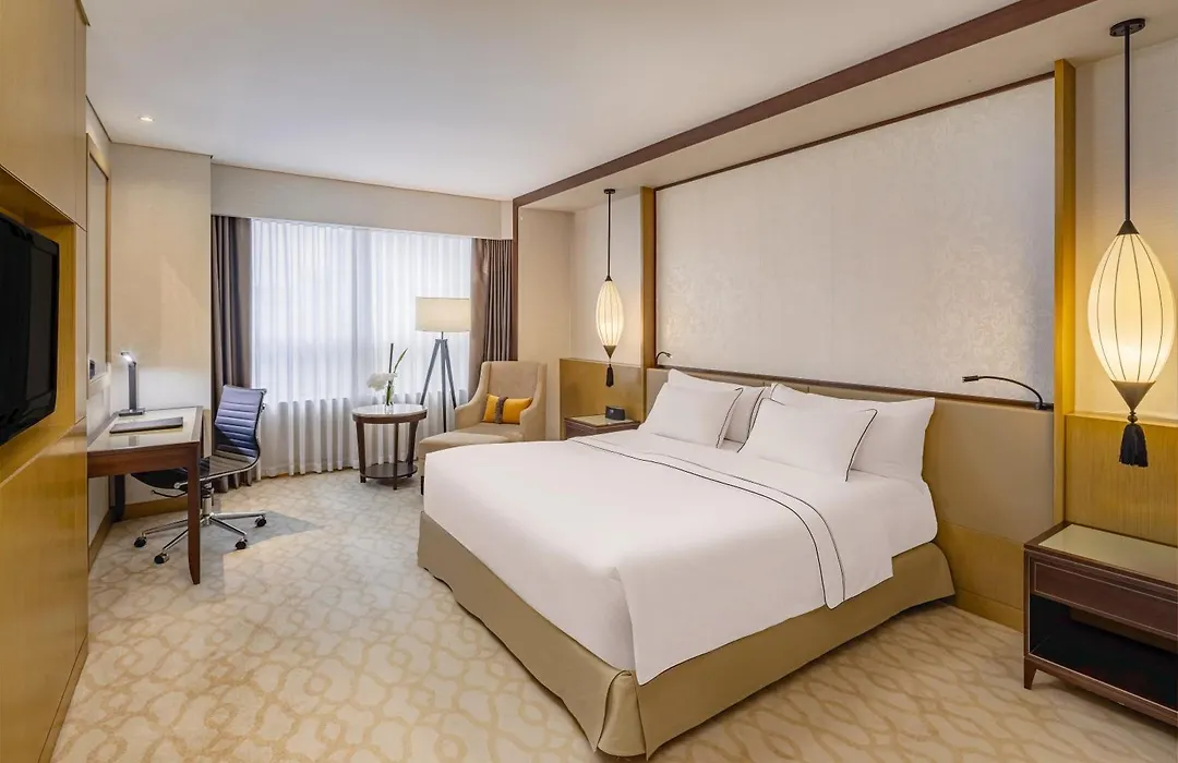 Melia Hanoi-1