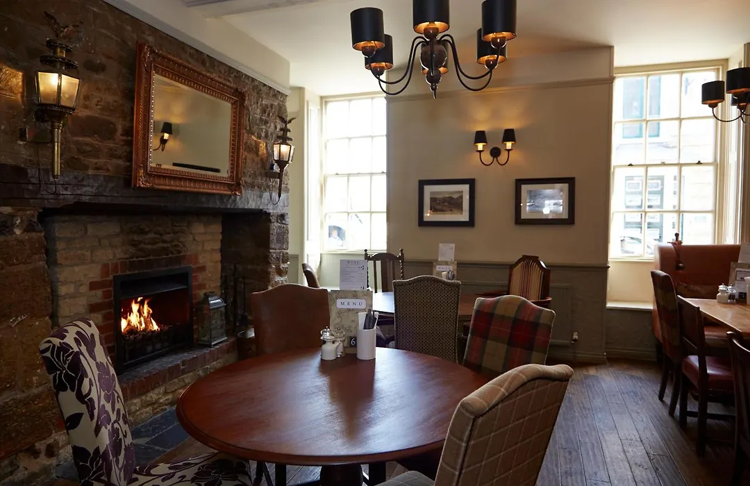 Saracens Head Hotel By Greene King Inns-1