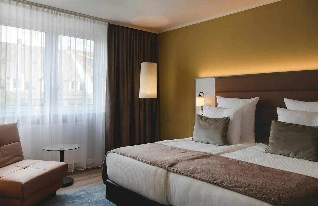 Leonardo Hotel Heidelberg City Center-1